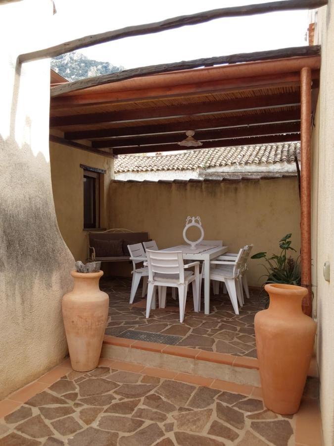 B&B Sa Prama Galtellì Exterior foto